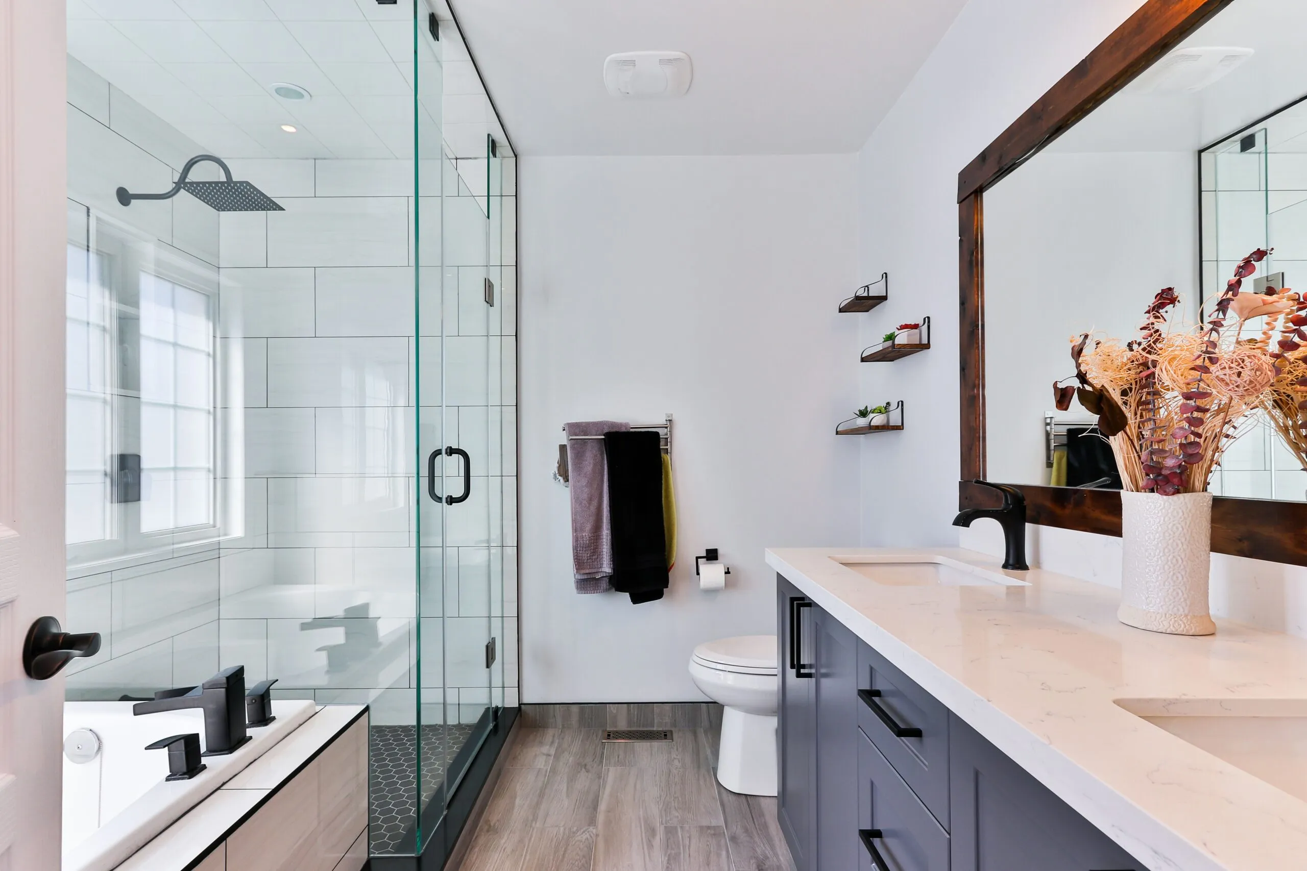 bathroom -daw12124